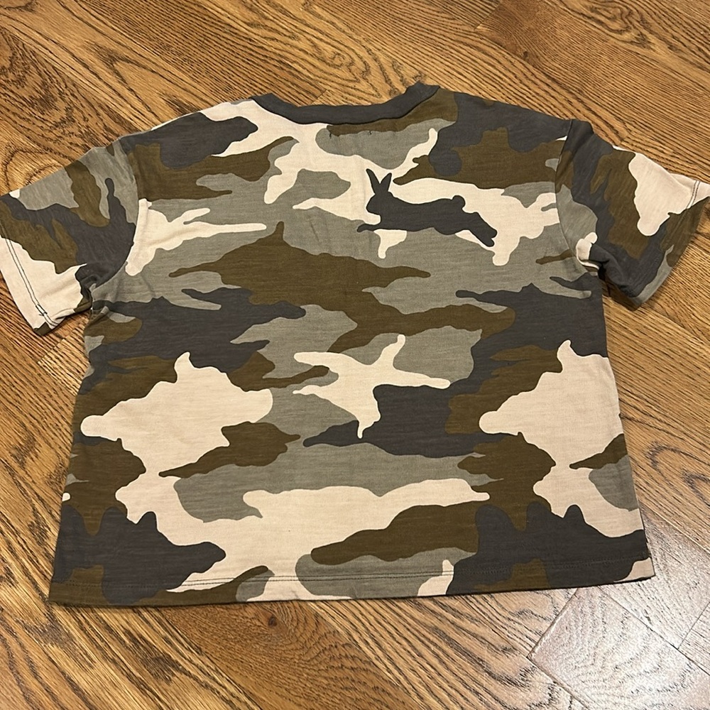 MadeWell Cottontail Camo Crop T-Shirt. Small - Picture 12 of 15